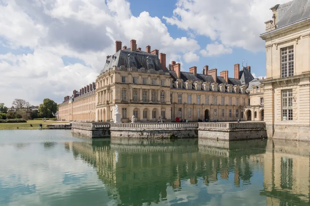 Paris to Fontainebleau